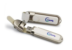 kožené USB kľúče, reklamné USB kľúče, potlač USB kľúčov, USB kreditka, USB vizitka, USB kľúč, drevené USB kľúče